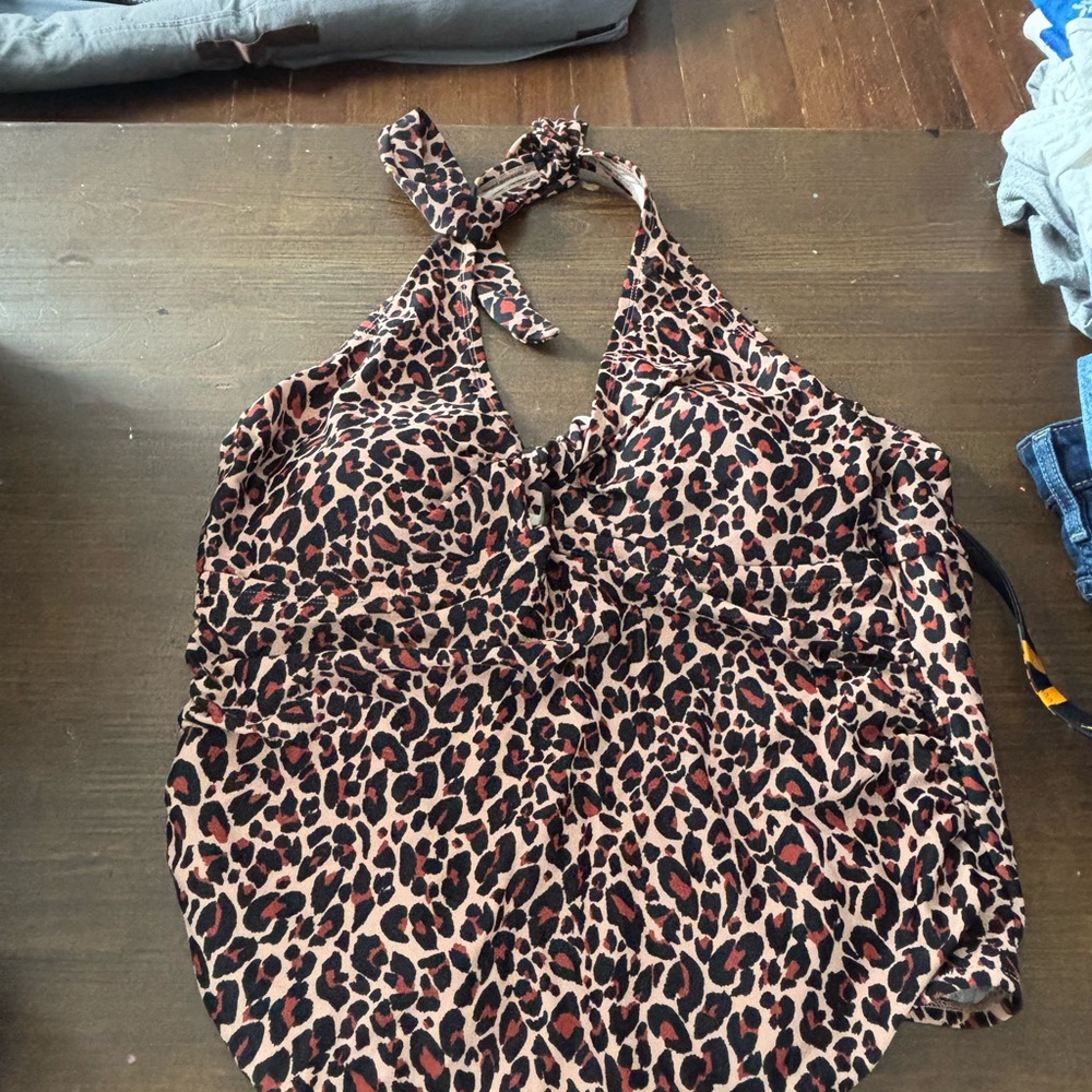 Kona Sol Leopard Print One Piece Swimsuit